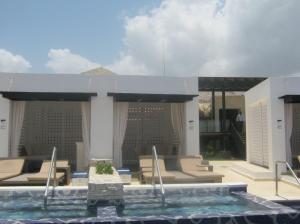 Cabanas for rent - with butler and fridge